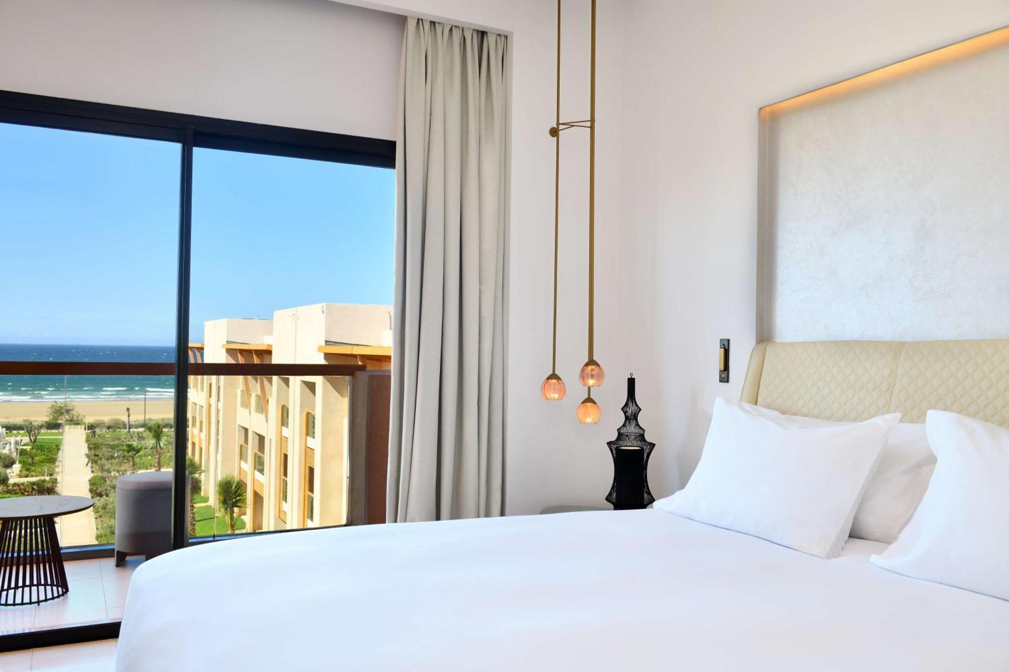 Hilton Bay & Hotel 5*